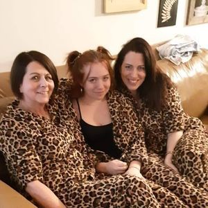 Meet your Posher, Laurie